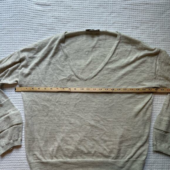 White + Warren V-neck Women’s‎ Cotton Sweater Medium Ivory/Beige Wrist Detail - Picture 5 of 8